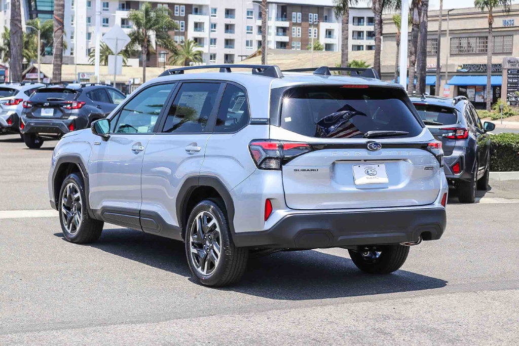 2026 Subaru FORESTER Premium Hybrid