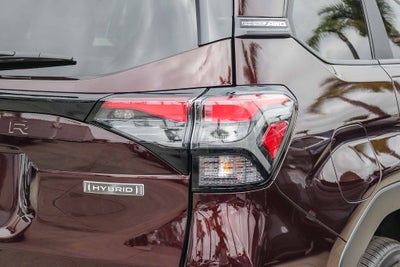 2026 Subaru FORESTER Premium Hybrid