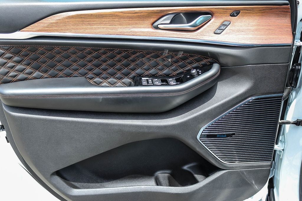 2023 Jeep Grand Cherokee Summit 4xe