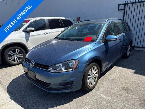 2017 Volkswagen Golf SportWagen S