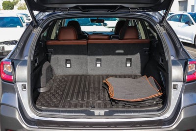 2022 Subaru Outback Touring XT