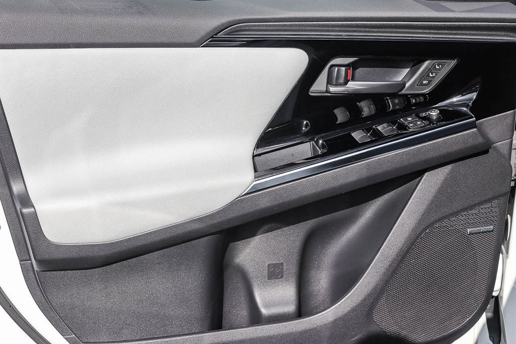2023 Subaru Solterra Limited