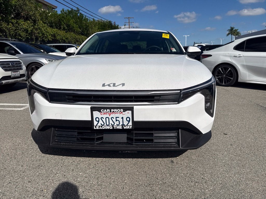 2025 Kia K4 LXS