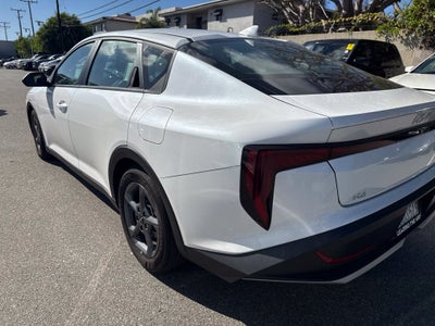 2025 Kia K4 LXS
