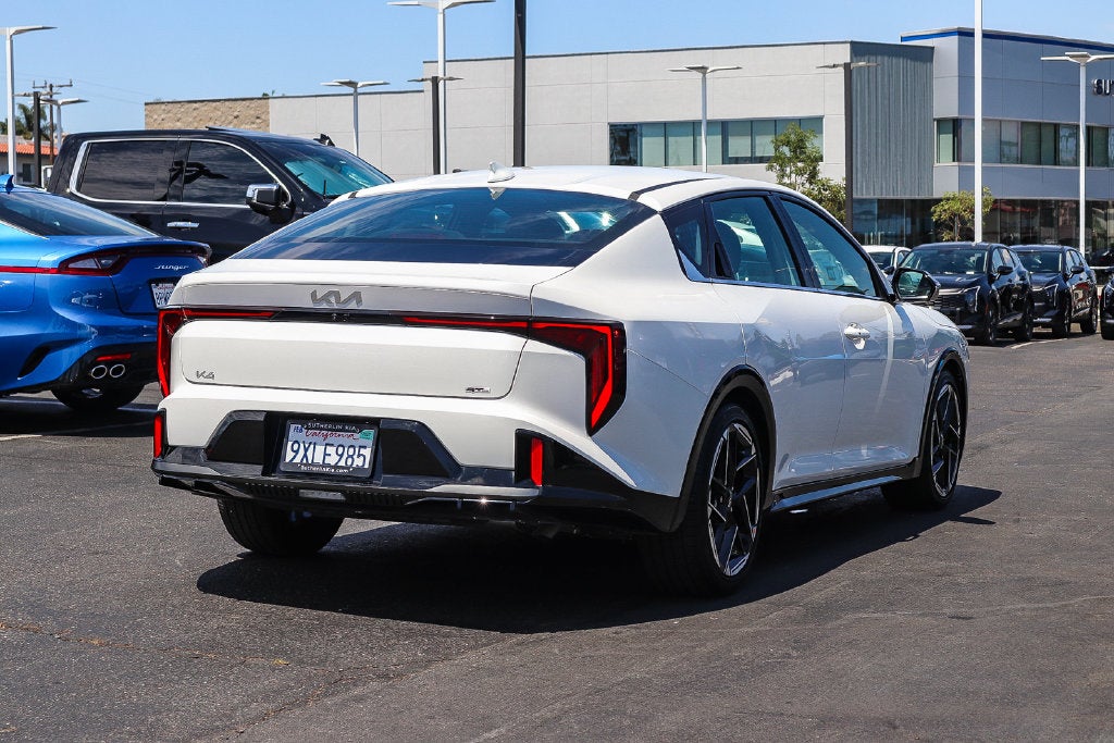 2025 Kia K4 GT-Line