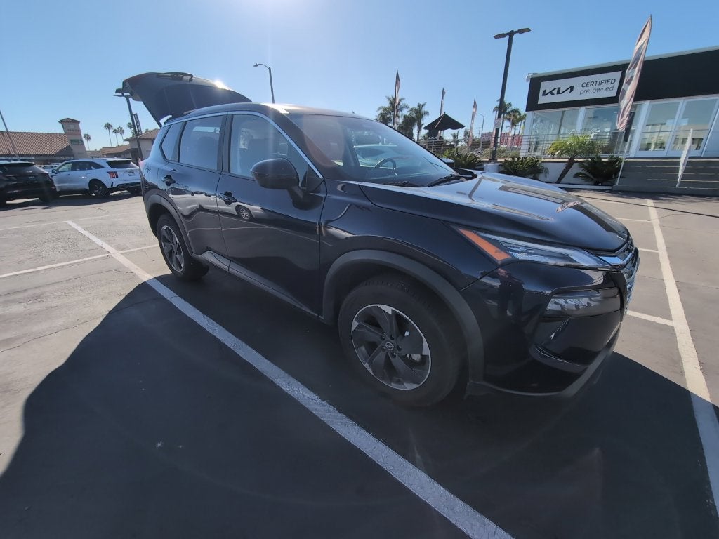 2025 Nissan Rogue SV
