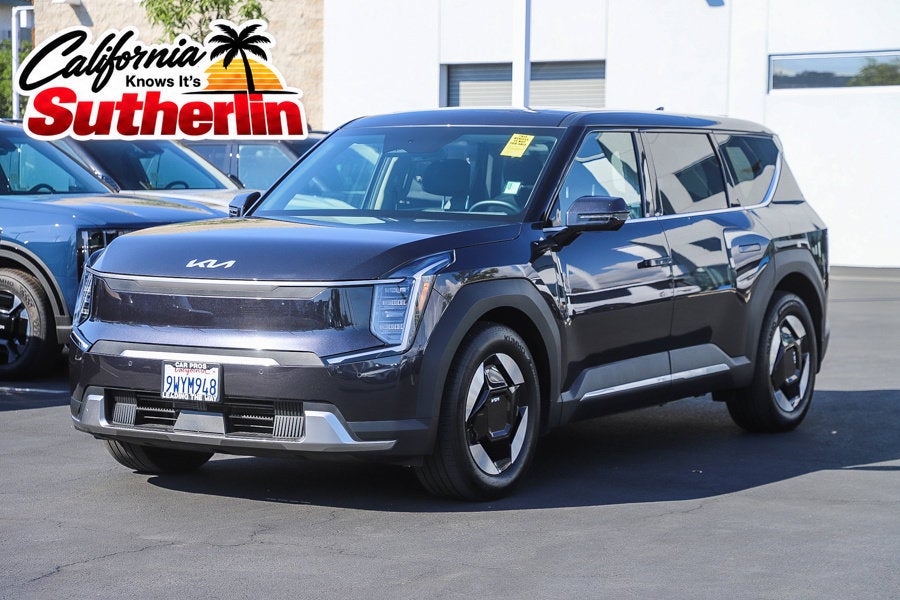 2026 Kia EV9 Light Long Range
