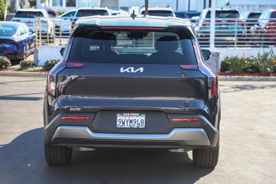 2026 Kia EV9 Light Long Range