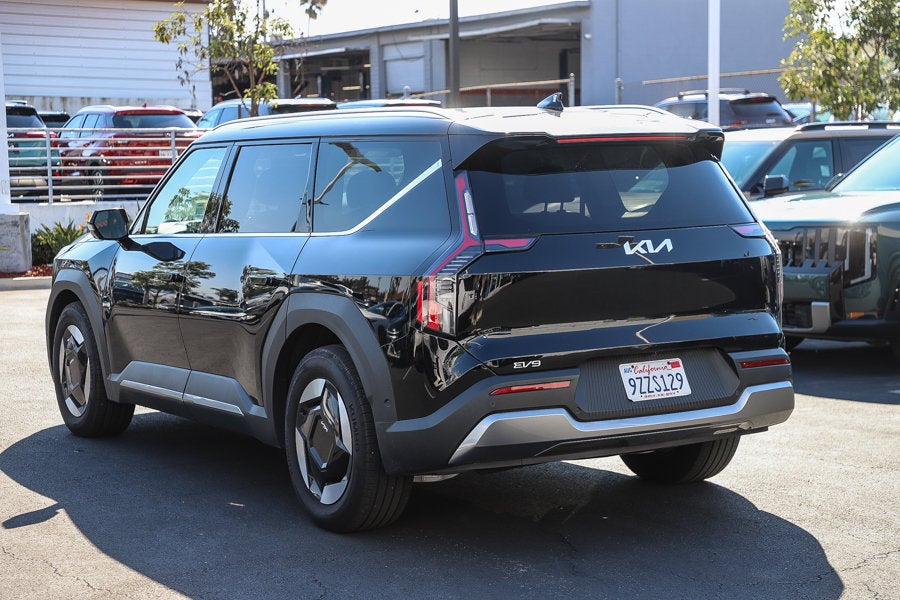 2026 Kia EV9 Wind