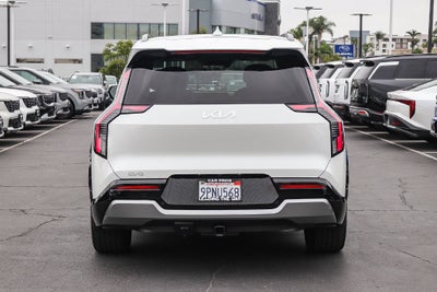2024 Kia EV9 Land