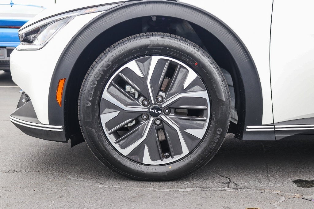 2024 Kia EV6 Light