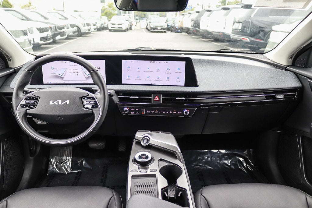 2024 Kia EV6 Light