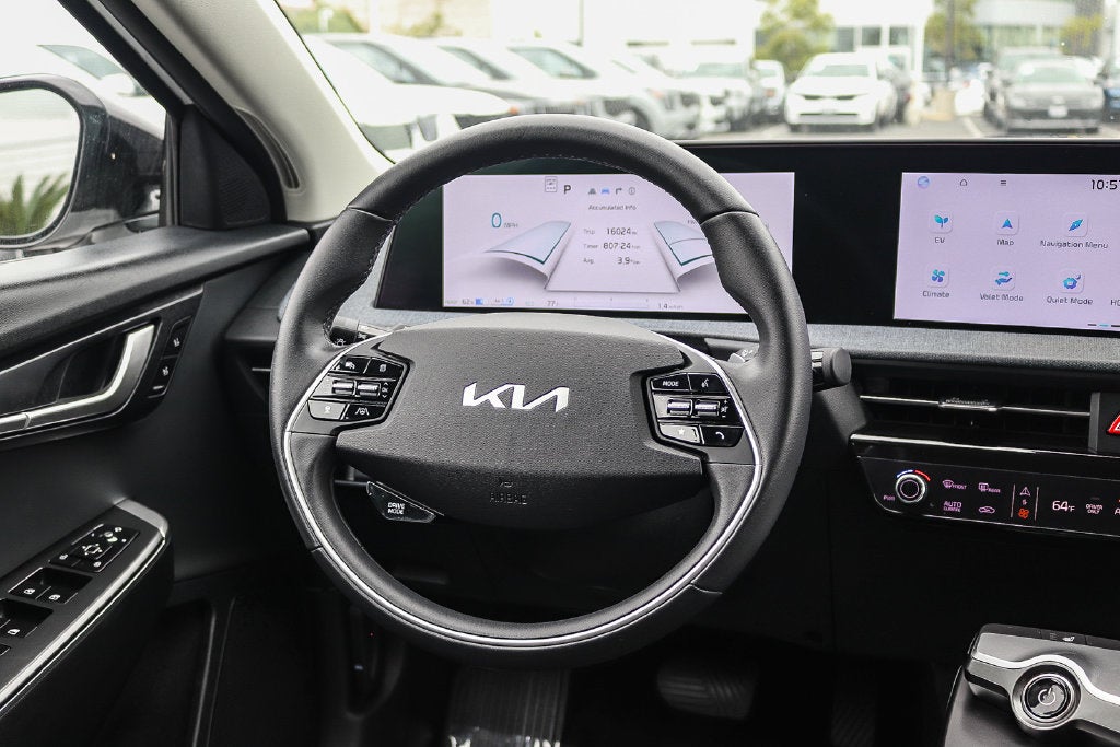 2024 Kia EV6 Light