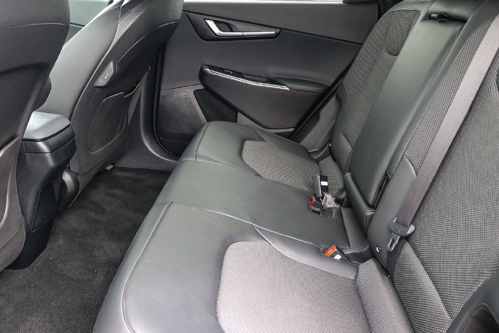 2024 Kia EV6 Light