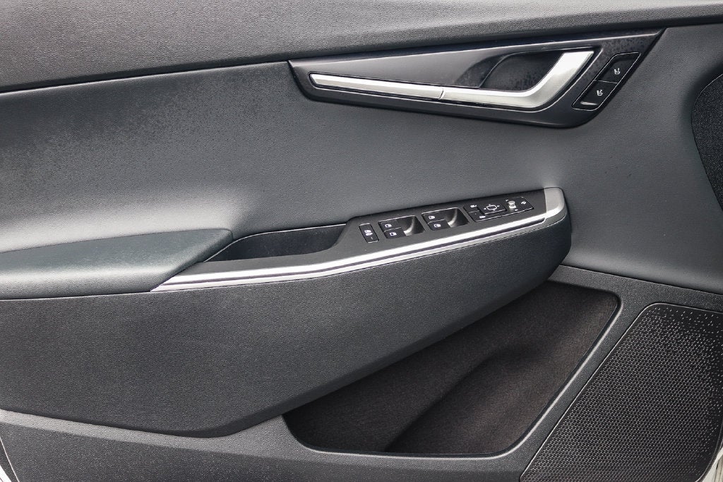 2024 Kia EV6 Light