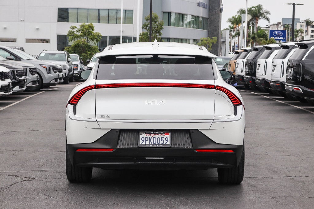2024 Kia EV6 Light