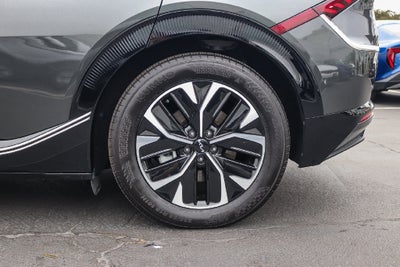 2023 Kia EV6 Wind