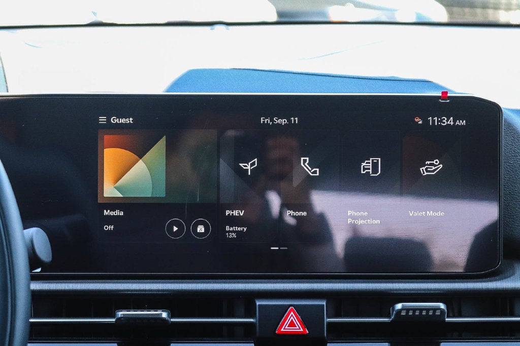 2026 Kia Sportage Plug-In Hybrid X-Line