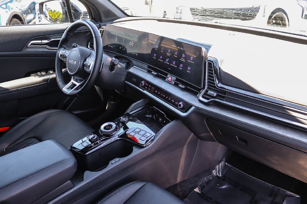 2024 Kia Sportage Plug-In Hybrid X-Line