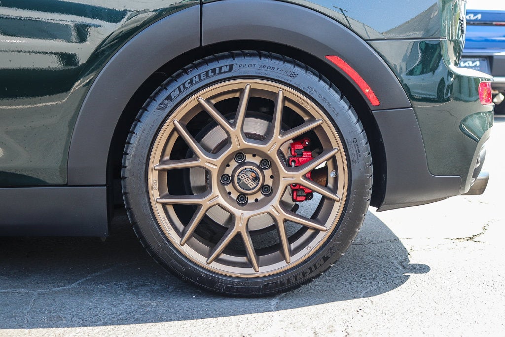 2019 MINI John Cooper Works Clubman ALL4 Signature